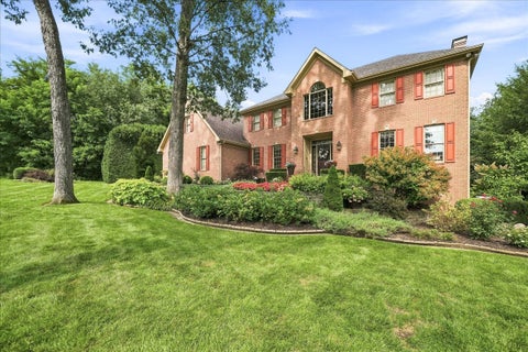 Tiny photo for 39 Edinburgh Street, Valparaiso, IN 46385 (MLS # 12796565)