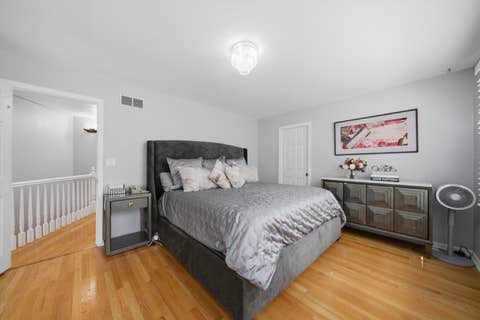 Tiny photo for 1521 S Indiana Avenue #J, Chicago, IL 60605 (MLS # 12732779)