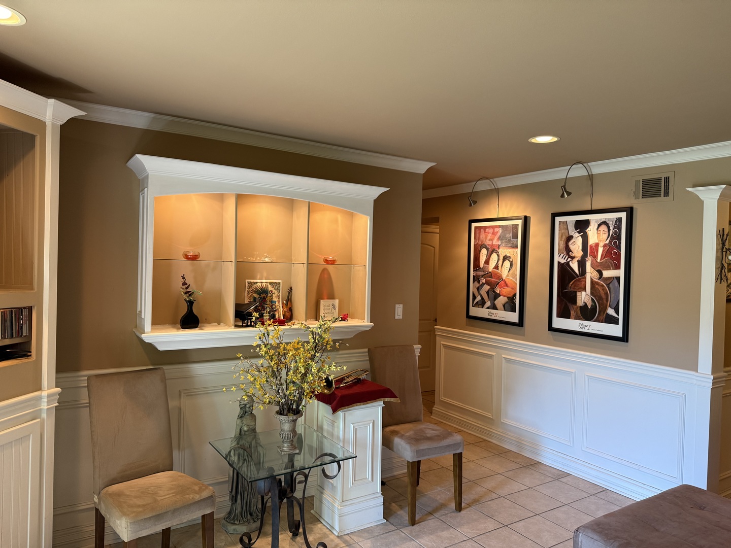 2 Oak Creek Drive 1210