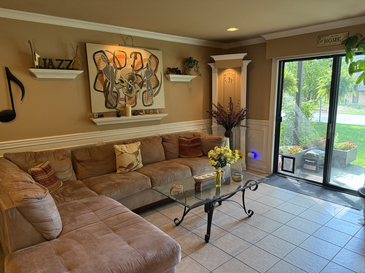 2 Oak Creek Drive 1210