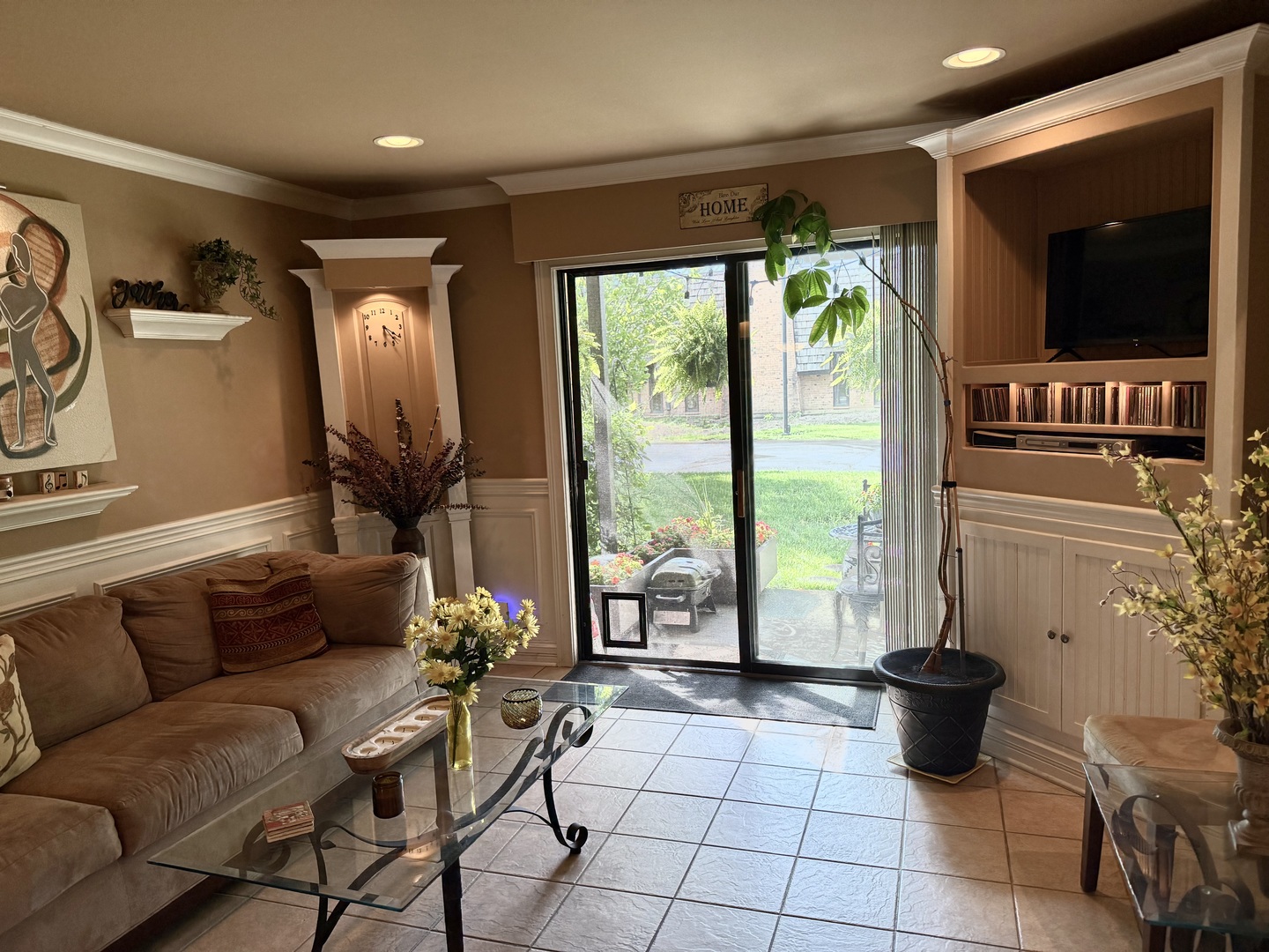 2 Oak Creek Drive 1210