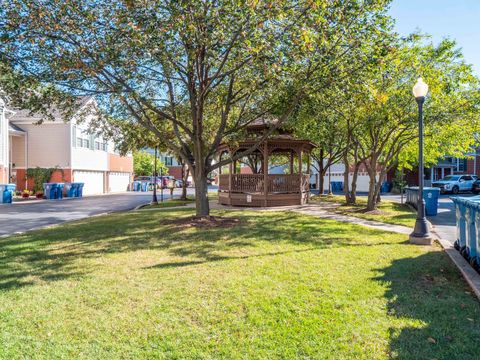 Tiny photo for 3809 N Milwaukee Avenue #H, Chicago, IL 60641 (MLS # 12494846)