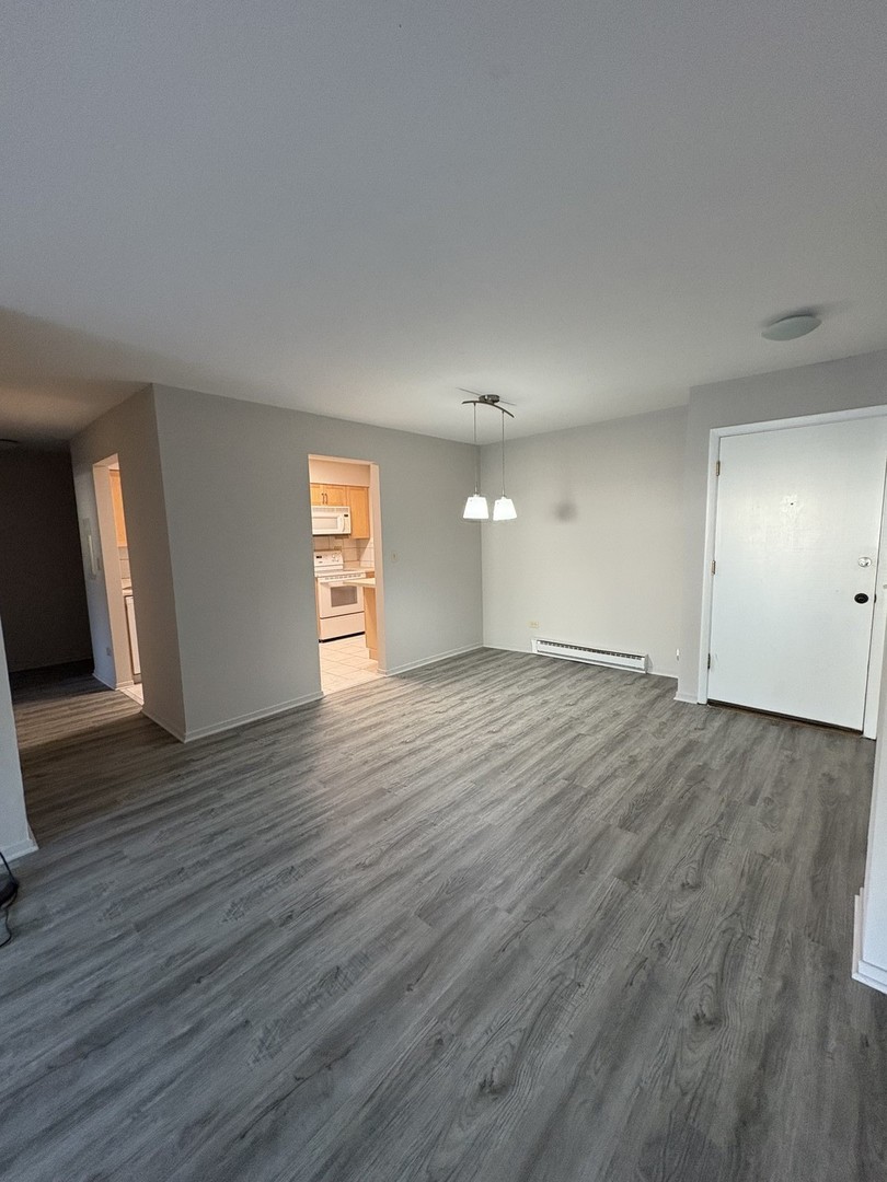 828 E Old Willow Road 109