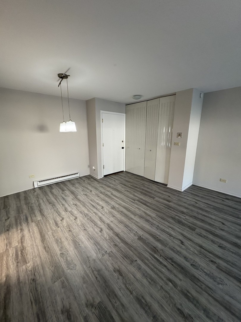 828 E Old Willow Road 109