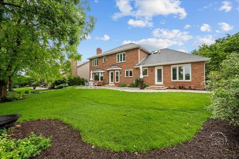 560 Braemar Avenue Naperville IL 60563