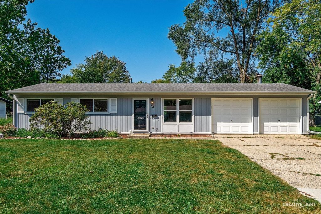 Photo for 54 Sierra Road, Montgomery, IL 60538 (MLS # 12469653)