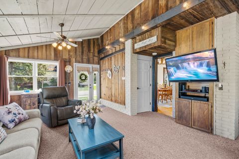 Tiny photo for 155 Maple Street, Sugar Grove, IL 60554 (MLS # 12628001)