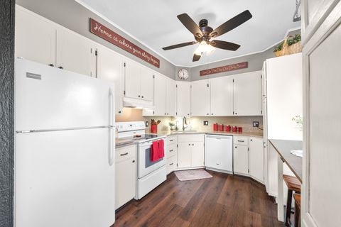 Tiny photo for 155 Maple Street, Sugar Grove, IL 60554 (MLS # 12628001)