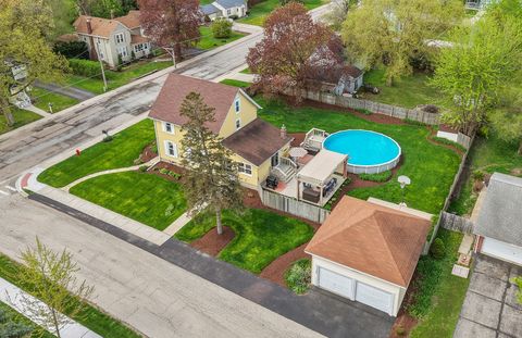 Tiny photo for 155 Maple Street, Sugar Grove, IL 60554 (MLS # 12628001)