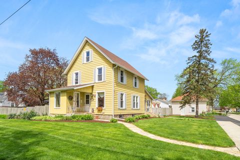 Tiny photo for 155 Maple Street, Sugar Grove, IL 60554 (MLS # 12628001)