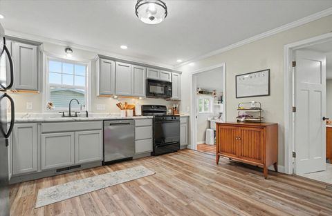 Tiny photo for 217 S State Street, Gibson City, IL 60936 (MLS # 12668104)