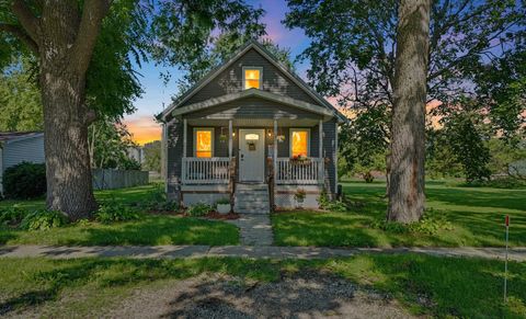 Tiny photo for 217 S State Street, Gibson City, IL 60936 (MLS # 12668104)