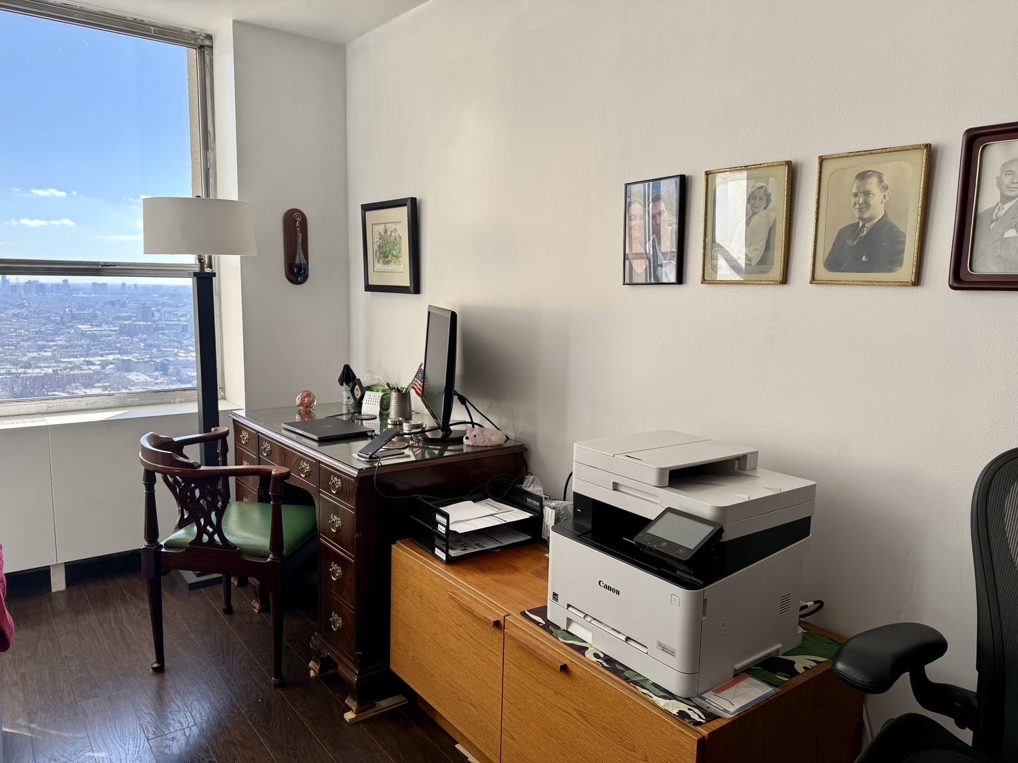 655 W IRVING PARK Road 4211