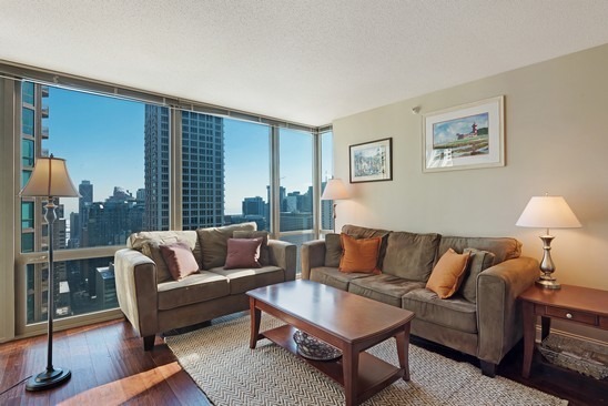 2 E Erie Street 3801