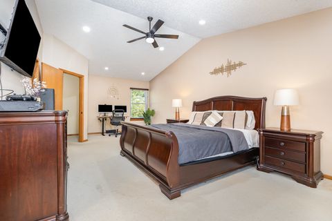 Tiny photo for 1201 Oak Ridge Drive, Streamwood, IL 60107 (MLS # 12489607)