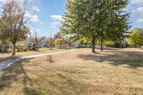 Tiny photo for 1201 Oak Ridge Drive, Streamwood, IL 60107 (MLS # 12489607)