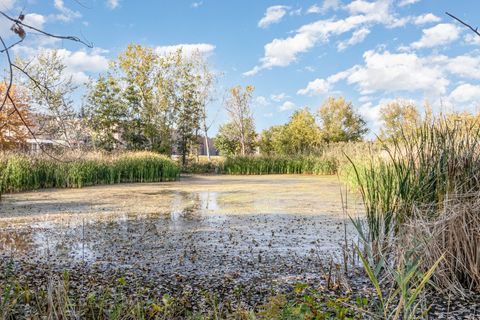 Tiny photo for 1201 Oak Ridge Drive, Streamwood, IL 60107 (MLS # 12489607)