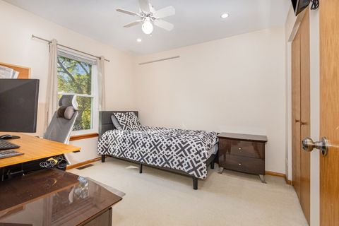 Tiny photo for 1201 Oak Ridge Drive, Streamwood, IL 60107 (MLS # 12489607)