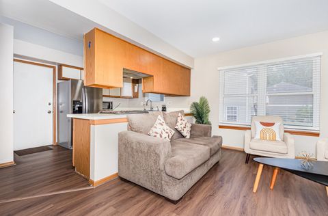 Tiny photo for 1201 Oak Ridge Drive, Streamwood, IL 60107 (MLS # 12489607)