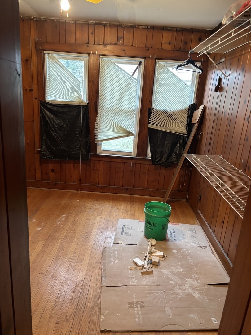 7824 S Loomis Boulevard