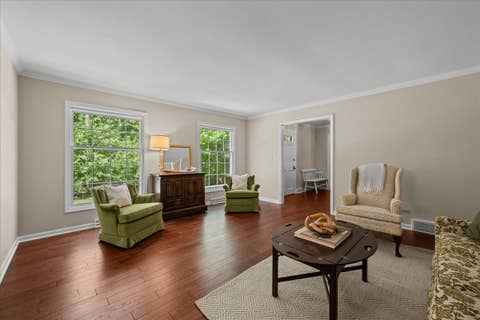 Tiny photo for 14 Bristol Court, Lincolnshire, IL 60069 (MLS # 12684062)