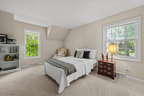 Tiny photo for 14 Bristol Court, Lincolnshire, IL 60069 (MLS # 12684062)