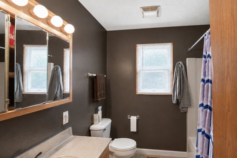 Tiny photo for 822 E Washington Street, Pontiac, IL 61764 (MLS # 12713815)