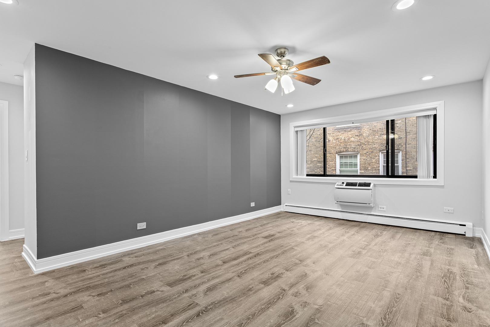 6029 N Winthrop Avenue 305