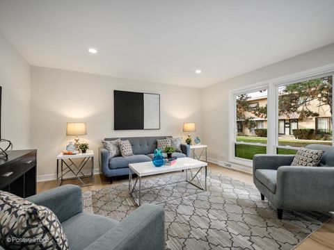 Tiny photo for 932 N Wheeling Road, Mount Prospect, IL 60056 (MLS # 12513749)