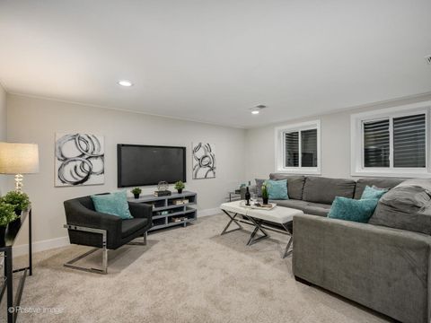 Tiny photo for 932 N Wheeling Road, Mount Prospect, IL 60056 (MLS # 12513749)