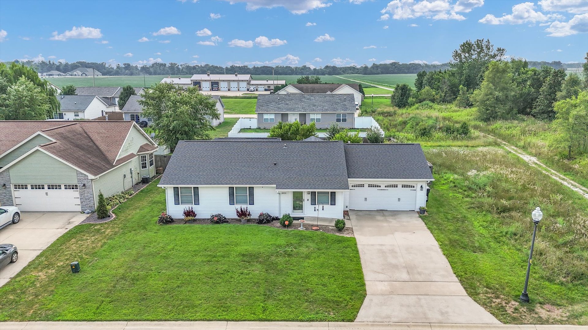 1022 N Fox Run