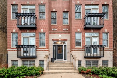 Photo of 1420 W Hollywood Avenue #2, Chicago, IL 60660 (MLS # 12608211)