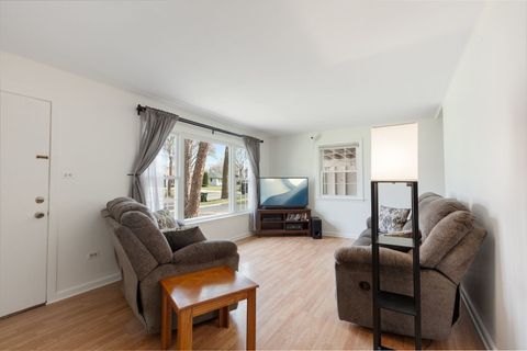 Tiny photo for 3101 Thrush Lane, Rolling Meadows, IL 60008 (MLS # 12589767)