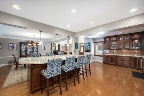 Tiny photo for 2851 W Rascher Avenue, Chicago, IL 60625 (MLS # 12708151)