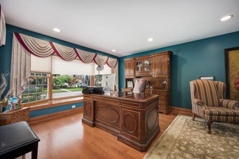 Tiny photo for 2851 W Rascher Avenue, Chicago, IL 60625 (MLS # 12708151)