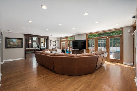 Tiny photo for 2851 W Rascher Avenue, Chicago, IL 60625 (MLS # 12708151)