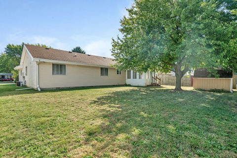 Tiny photo for 641 N Jackson Avenue, Bradley, IL 60915 (MLS # 12436958)