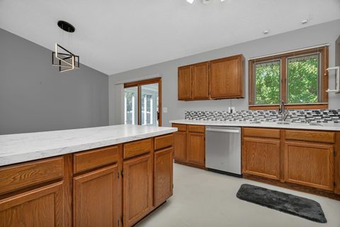 Tiny photo for 641 N Jackson Avenue, Bradley, IL 60915 (MLS # 12436958)