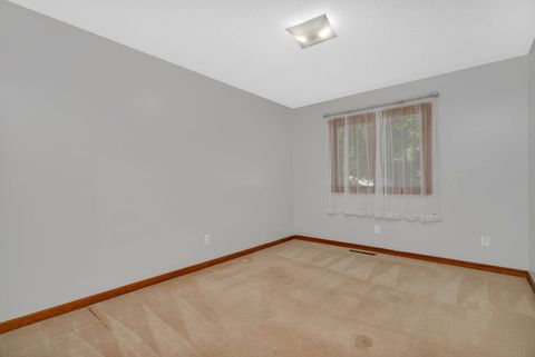 Tiny photo for 641 N Jackson Avenue, Bradley, IL 60915 (MLS # 12436958)