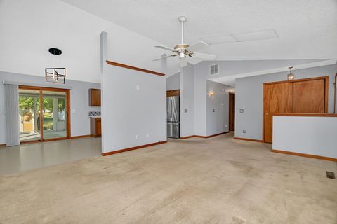 Tiny photo for 641 N Jackson Avenue, Bradley, IL 60915 (MLS # 12436958)