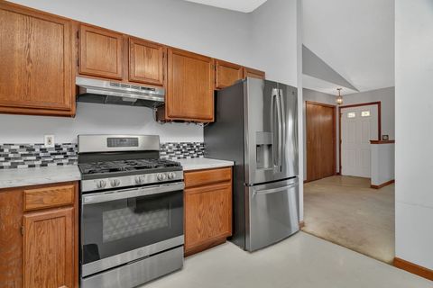 Tiny photo for 641 N Jackson Avenue, Bradley, IL 60915 (MLS # 12436958)