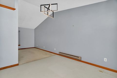 Tiny photo for 641 N Jackson Avenue, Bradley, IL 60915 (MLS # 12436958)