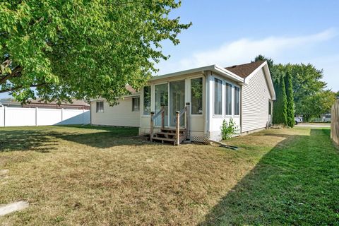 Tiny photo for 641 N Jackson Avenue, Bradley, IL 60915 (MLS # 12436958)
