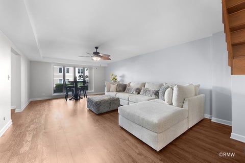 Tiny photo for 467 Hiawatha Trail #106, Wood Dale, IL 60191 (MLS # 12746628)