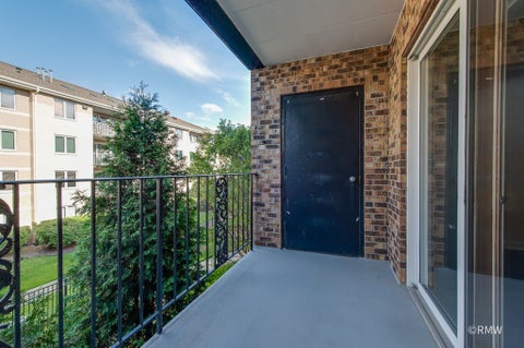 Tiny photo for 467 Hiawatha Trail #106, Wood Dale, IL 60191 (MLS # 12746628)