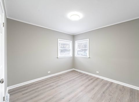 Tiny photo for 30 Washington Avenue, La Grange, IL 60525 (MLS # 12507175)