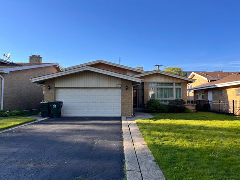 4640 W Estes Avenue, Lincolnwood, IL 60712 - #: 12648055