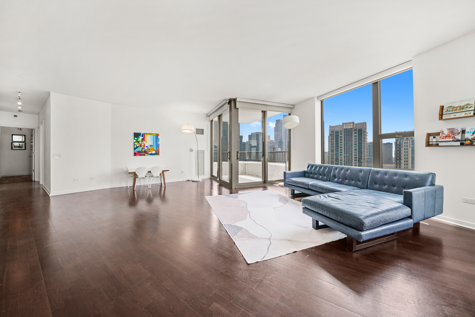 501 N Clinton Street 3203