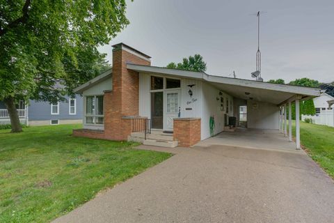 Photo of 110 E Van Allen Street, Tuscola, IL 61953 (MLS # 12383748)