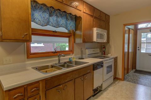 Tiny photo for 110 E Van Allen Street, Tuscola, IL 61953 (MLS # 12383748)